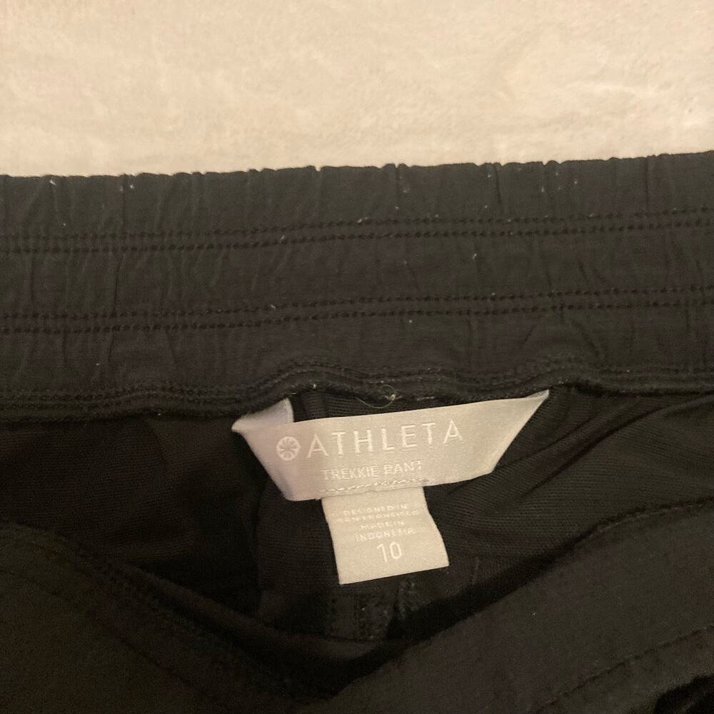 Athleta Trekkie Belted Black Hiking Commute Travel Pants Size 10 - Picture 2 of 14